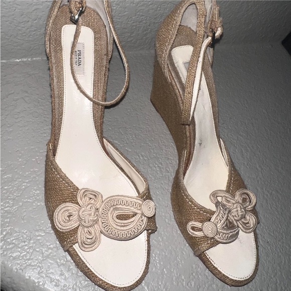 Prada tan wedges size 10.5 - Picture 1 of 6